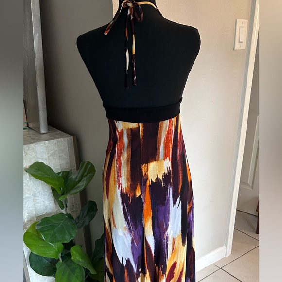 Elegant Open Back Multicolor Halter Maxi Dress - Picture 5 of 8